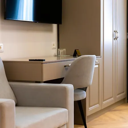 101-new Bazaar Hotel 4*