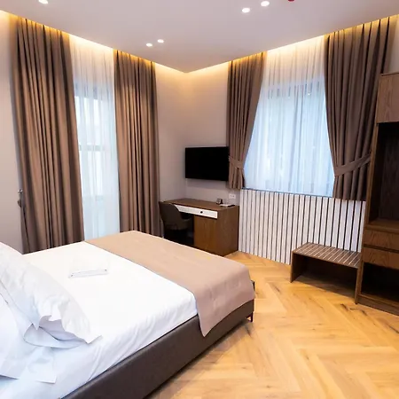 ホテル 101-new Bazaar ティラナ