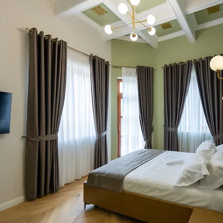 Hotel 101-new Bazaar 4*