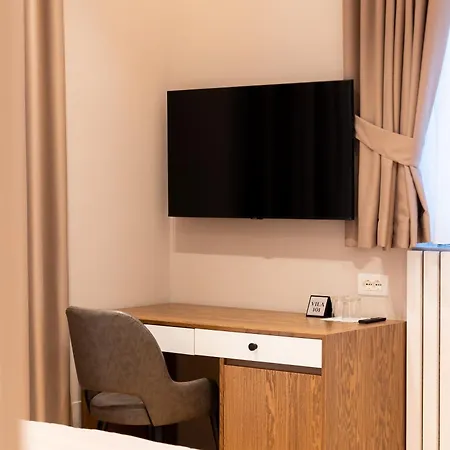 Hotel 101-new Bazaar *