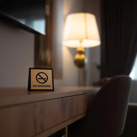 Hotel 101-new Bazaar *