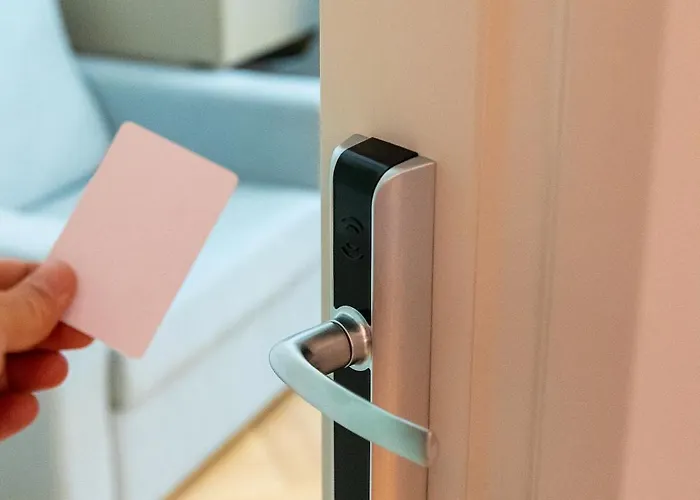 101-new Bazaar 4* Tiran