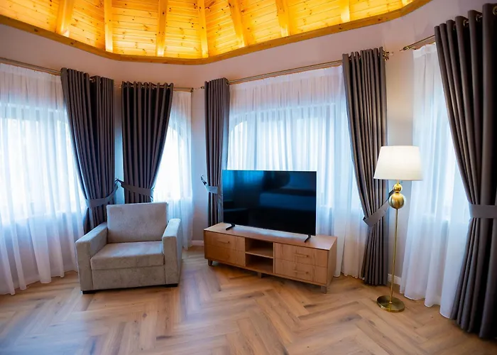 101-new Bazaar Hotel