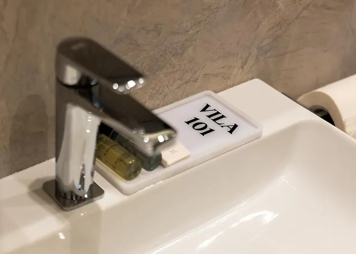 101-new Bazaar 4* Tiran