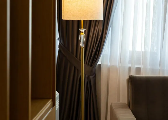 Hotel 101-new Bazaar