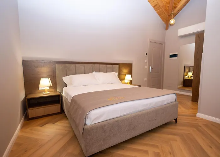 Hotel 101-new Bazaar